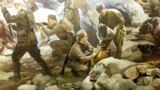 Түркия борборунун Анкара шаарындагы абдан маанилүү тарыхый-маданий жайы болуп, Түркия Республикасын негиздеген алгачкы президент Мустафа Кемалдын мавзолейи эсептелет. Анын он беш жылдык жетекчилиги Түркия боштондугу үчүн болгон&nbsp; күрөштөрдөн турат. Мавзолейдеги Кемал Ататүрктүн тагдыры, Түркиянын тагдырын сактап калуу үчүн жүргөн согуштар да панорама түрүндө чагылдырылып берилген.&nbsp;