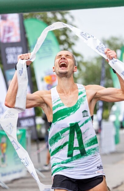 Той започва да се занимава с бягане почти на шега