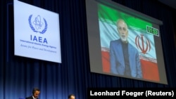 نشست شورای حکام آژانس بین‌المللی انرژی اتمی که علی اکبر صالحی، رئیس سازمان انرژی اتمی ایران، یکی از سخنرانان آن به صورت ویدئویی بود.