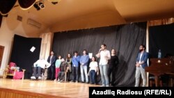 Əsa teatrının tamaşası.