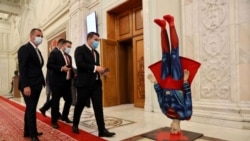 Statuia lui Superman a fost adusă de parlamentarii PSD
