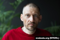 Сяргей Ціханоўскі пасьля вызваленьня. Вільня, Літва, 9 ліпеня 2025