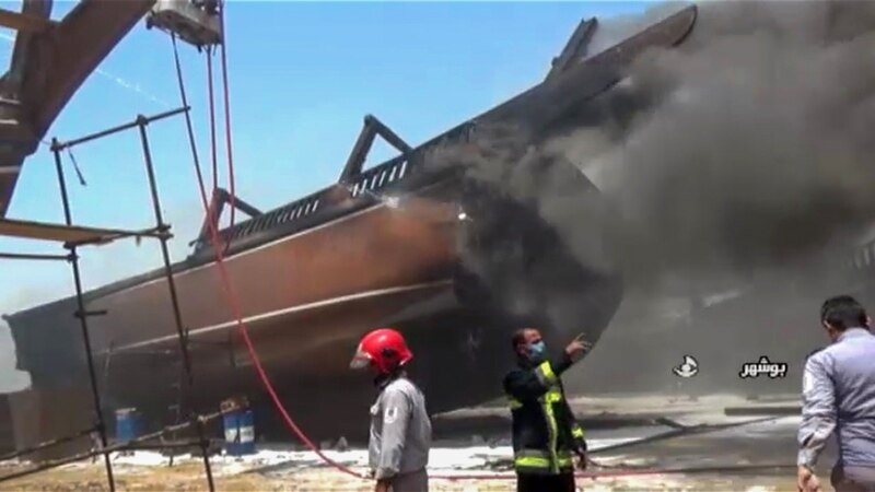 Incident në një port iranian, disa anije përfshihen nga zjarri 