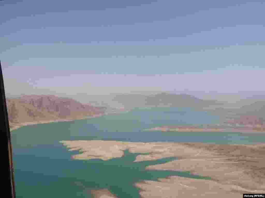 د کجکي ولسوالۍ د اوبو ډم چې د سږ کال وچکالۍ له امله یې اوبه کمې شوي.