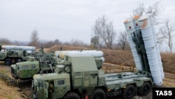 Sistemi raketor rus S-300