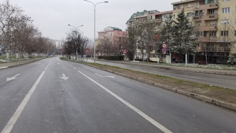 Rrugët e Prishtinës pas fillimit të masave të qeverisë 