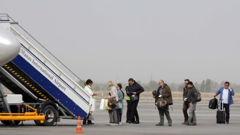 Следовавший из Бишкека в Баткен рейс вернулся в аэропорт вылета