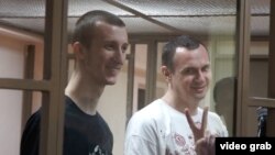 Олег Сенцов (п) і Олександр Кольченко