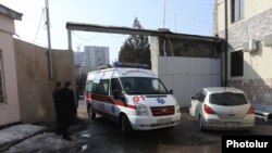 Armenia - An ambulances leaves a prison hospital in Yerevan 6Mar2017. 