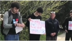 "Он нам не царь" в Махачкале