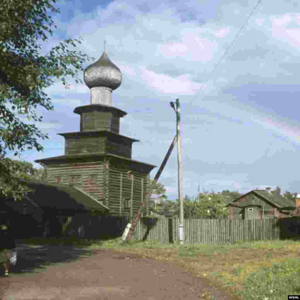 Russia's Vanishing Wooden Churches #31