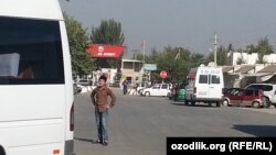 "Андижон – Ўш" микроавтобуси йўловчиларидан "Дўстлик" чегара масканида коронавирусга топширган тести манфий натижа берганига оид ҳужжат талаб қилинади