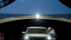 Пункт сдачи теста на COVID-19 в штате Висконсин.