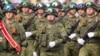 Militari ruși, mărșăluind la Tiraspol, 9 mai 2018