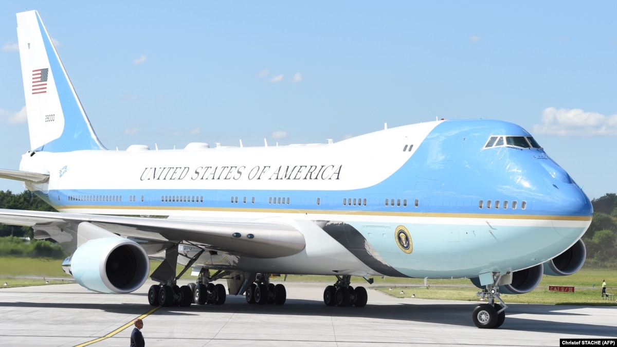U.S. May Buy Bankrupt Russian Firm's Jets, Convert To Air Force One