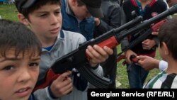 Как утверждают силовики, после ряда задержаний в Панкиси резко сократилась вербовка радикальными исламистами молодых людей в ущелье