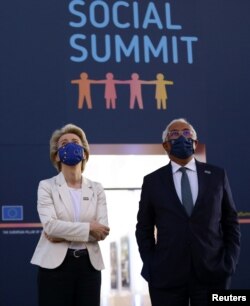 Președintele Comisiei Europene, Ursula von der Leyen și premierul Portugaliei, Antonio Costa, la Summitul Social al Uniunii Europene. 7 mai, 2021