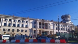 Строительный городок на площади Лазарева в Севастополе