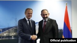 Belgium - Donald Tusk, president of the European Council, and Armenia's Prime Minister Nikol Pashinian meet in Brussels,12 July, 2018.