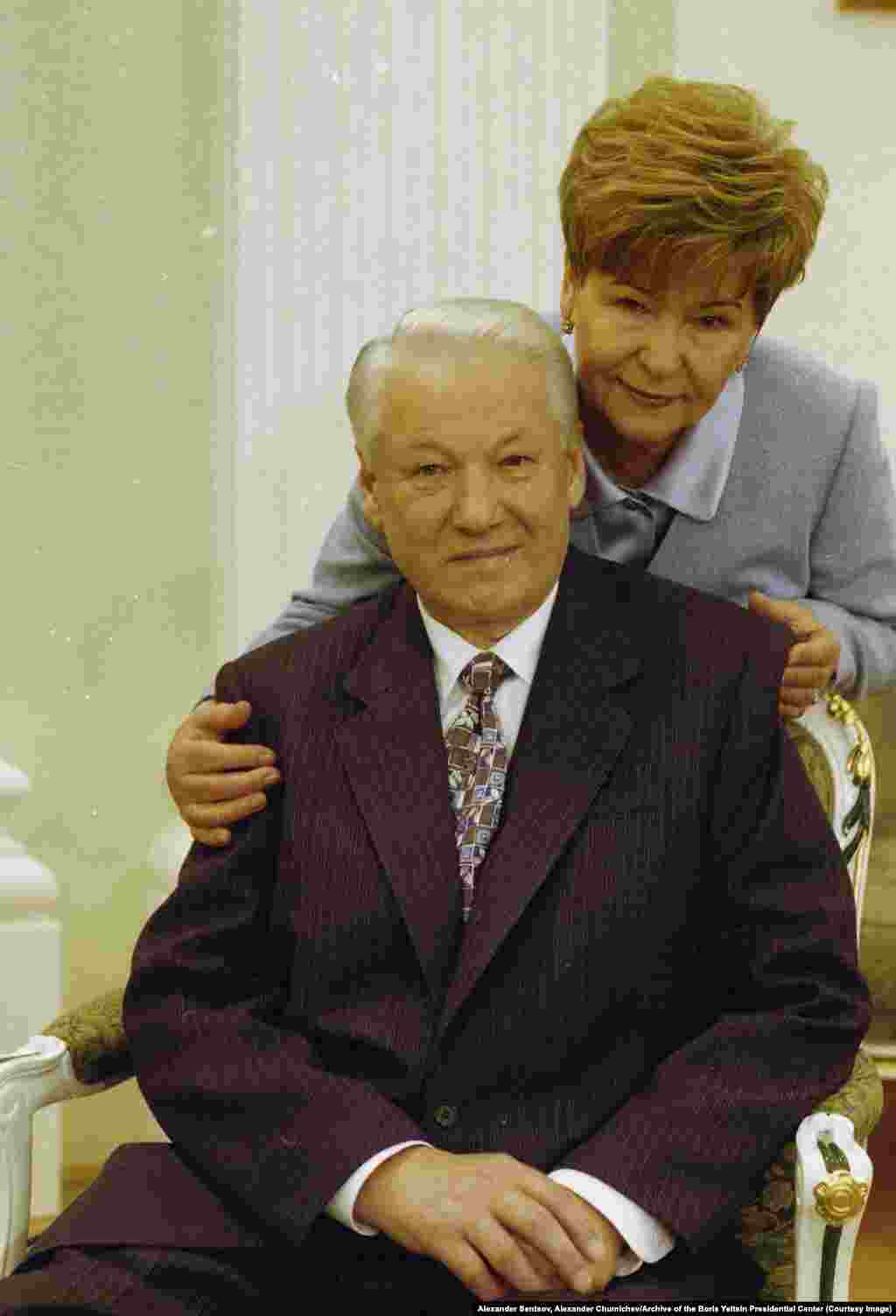 Yeltsin with his wife, Naina Yeltsina, in the Kremlin in 1997.&nbsp; &nbsp;