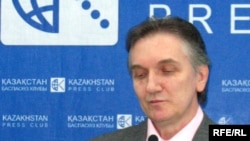 Сергей Грисюк - "Аспандау" қорының басқарма төрағасы. Алматы, желтоқсан, 2008 жыл.
