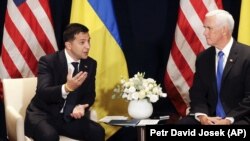 Президент Украины Владимир Зеленский и вице-президент США Майк Пенс в Варшаве. 1 сентября 2019 года.
