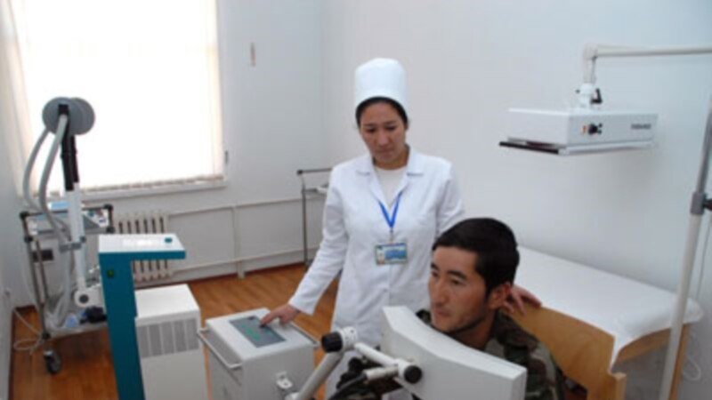 Mejbury zähmetden 'basylan' saglyk işgärleri 'köpçülikleýin işden çykýar'