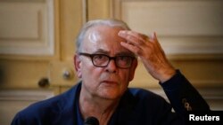 Patrick Modiano la o conferință de presă în 2014