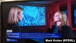 Фрагмент сюжета «Вестей в 20.00» от 6 декабря 2018 года, интервью с Катериной Тихоновой (справа).