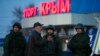 Russian Soldier In Crimea Keeps Calm And Blabbers On