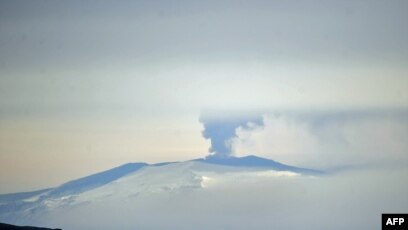 Iceland Shuts Main Airport After Volcanic Eruption