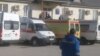 Сотрудники скорой в Махачкале "отбивают" своего главврача от Минздрава