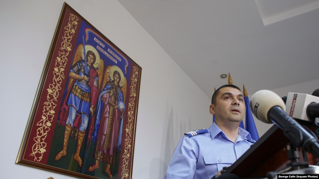 Sebastian Cucos, după violențele din 10 august, spunând că jandarmii merită respect