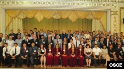 Merkezi Aziýa boýunça 14-nji media konferensiýasyna gatnaşyjylar, Aşgabat, 5-nji iýul.