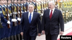 Нұрсұлтан Назарбаев пен Александр Лукашенконың кездесуі. Минск, 14 мамыр 2012 жыл.