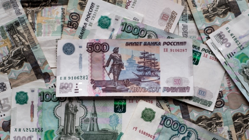 В Евпатории мошенники похитили со счета пенсионера 6,5 миллионов рублей – полиция