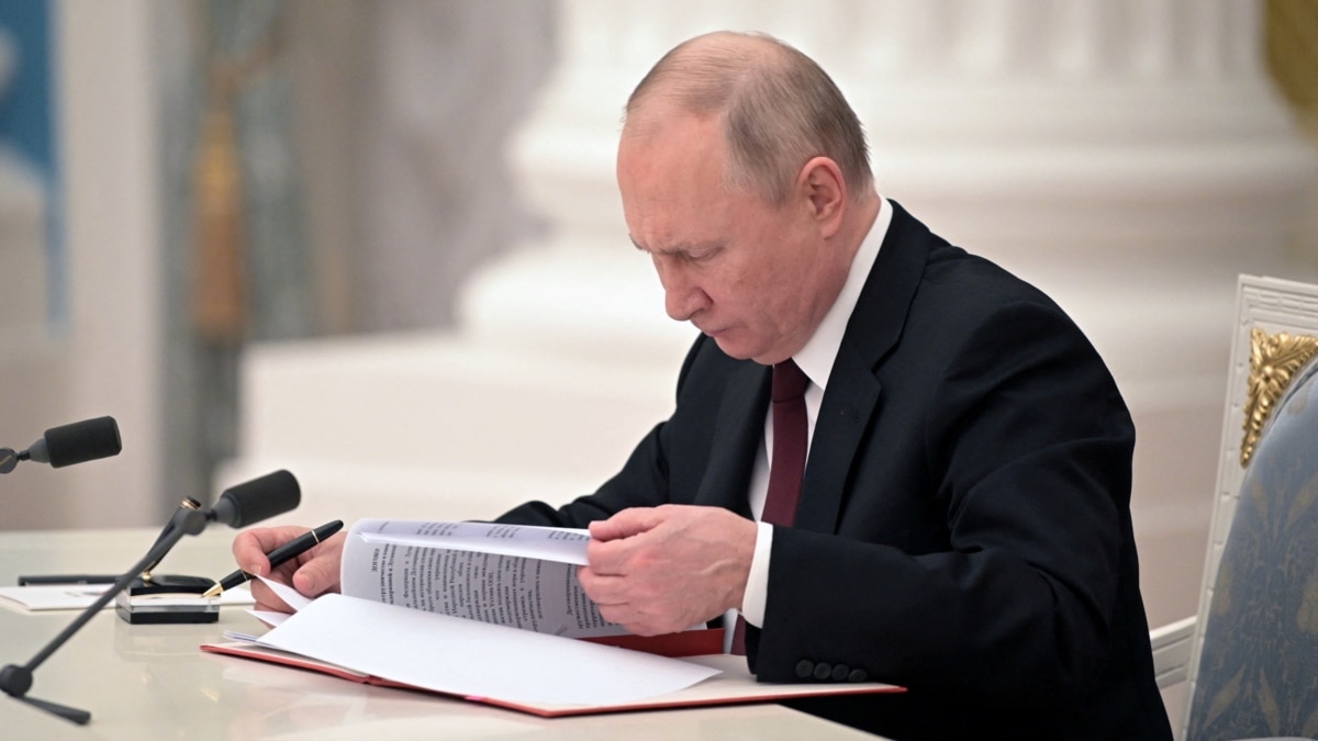 Путін підписав закони щодо ратифікації «договорів про дружбу» з угрупованнями, які контролюють ОРДЛО