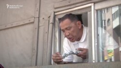 Kazakh Man Facing Eviction Threatens To Blow Up Home