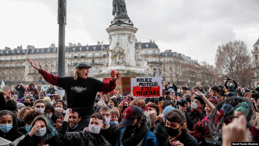U Francuskoj se zbog ovog zakona protestovalo usred pandemije, u novembru 2020. godine