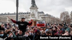 U Francuskoj se zbog ovog zakona protestovalo usred pandemije, u novembru 2020. godine