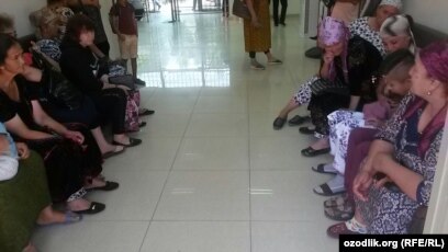 Qiz bolaning spermasini yutadi