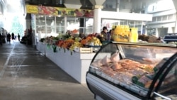 Aşgabatda bazarlar çolaransoň, köçedäki polisiýa gözegçileri hem azalýar