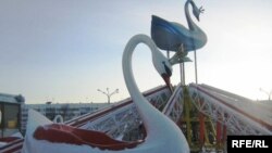 Хто рызыкне ўзімку пасадзіць сюды сваё дзіця або сесьці сам?