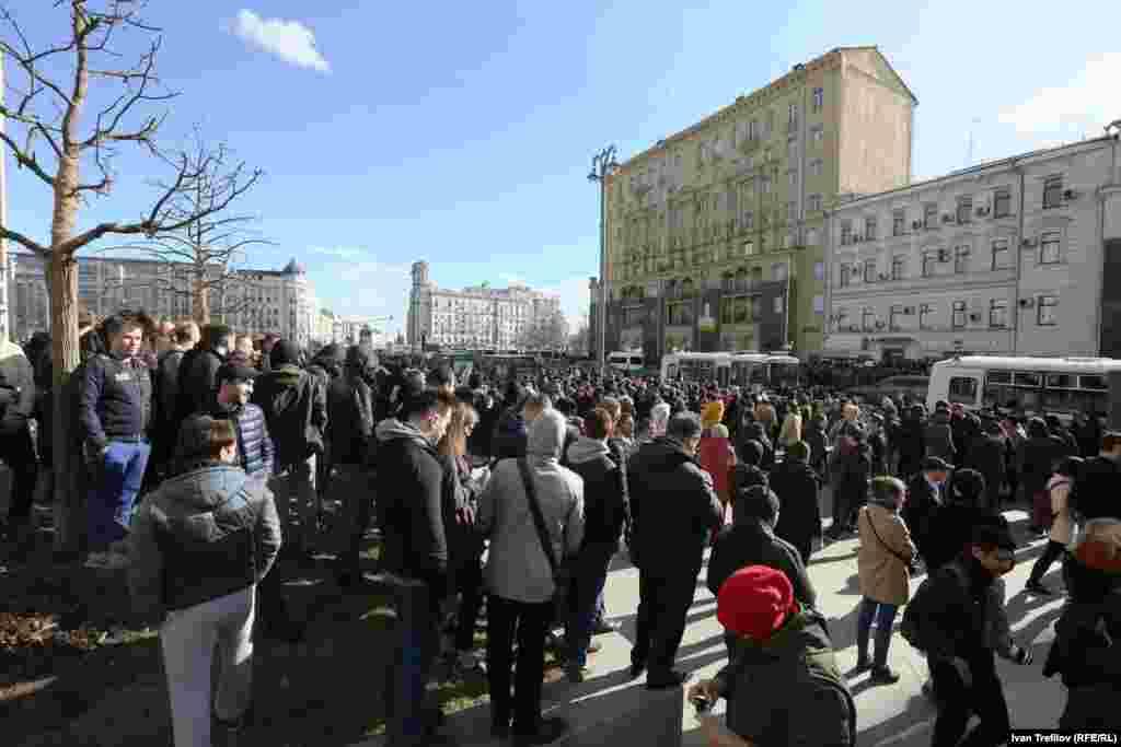 Шествие в Москве продлилось более пяти часов.