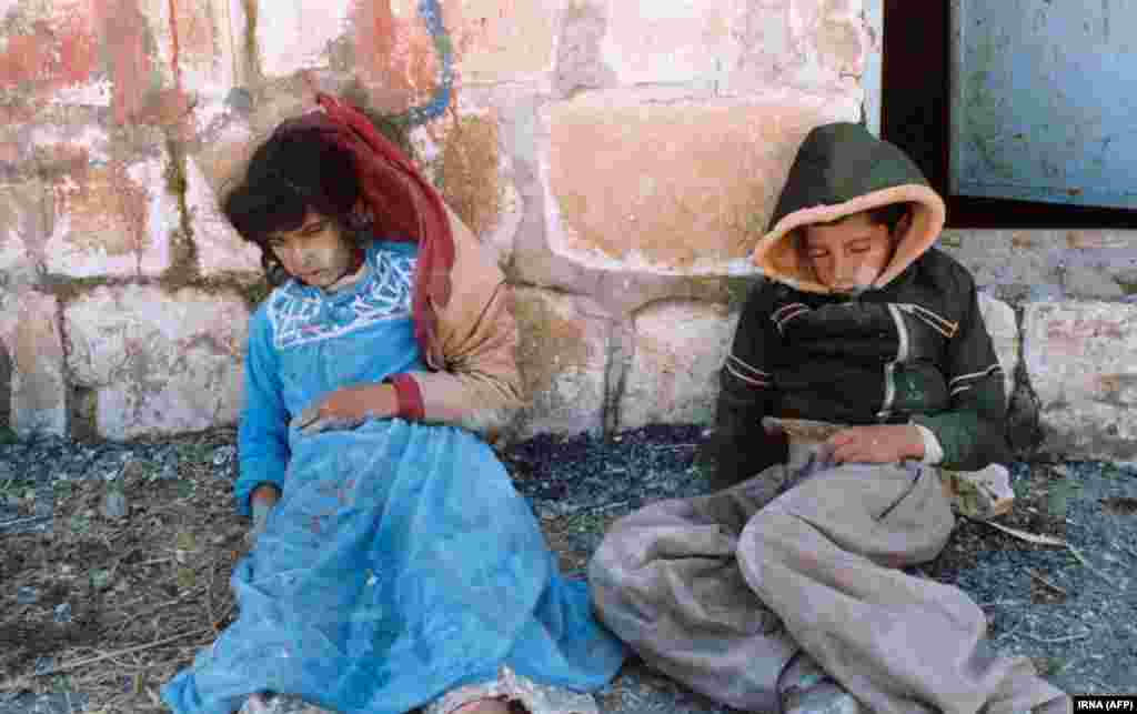 Two Kurdish children killed by an Iraqi chemical weapons attack on the Iraqi city of Halabja on March 16, 1988. (IRNA)