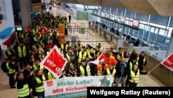 آرشیف، اعتراضات در شهر اشتوتگارت جرمنی