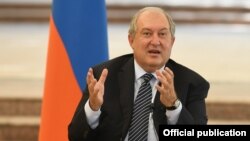 Armenia -- President Armen Sarkissian addresses an international online seminar on the coronavirus pandemic, Yerevan, June 24, 2020.