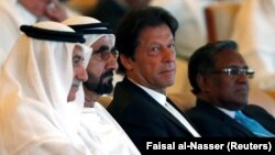 عمران خان او د اماراتو واکمن (پخوانی عکس)