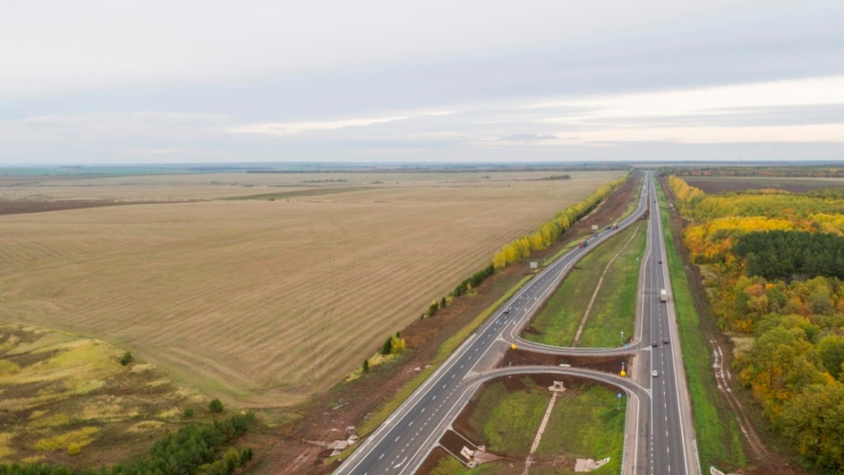 Платную трассу "Москва-Казань" построят к 2027 году за 730 млрд рублей