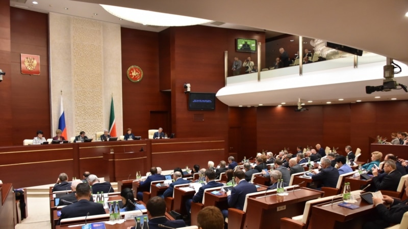 Часть депутатов Татарстана не пришла на сессию после послания Минниханова